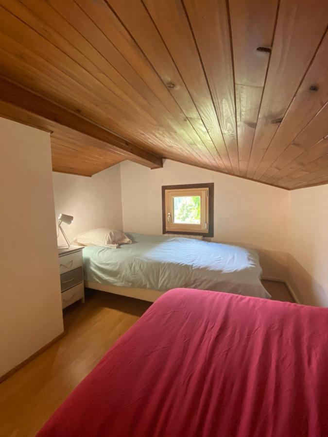 Logement Mansarde Dans Maison Avec Jardin En Bord De Piste, Vue Montagne Les Houches Luaran gambar