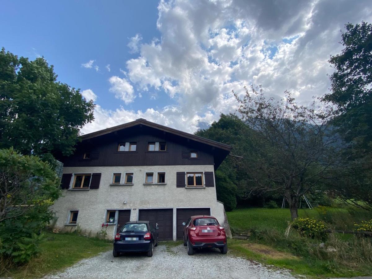 Logement Mansarde Dans Maison Avec Jardin En Bord De Piste, Vue Montagne Les Houches Luaran gambar