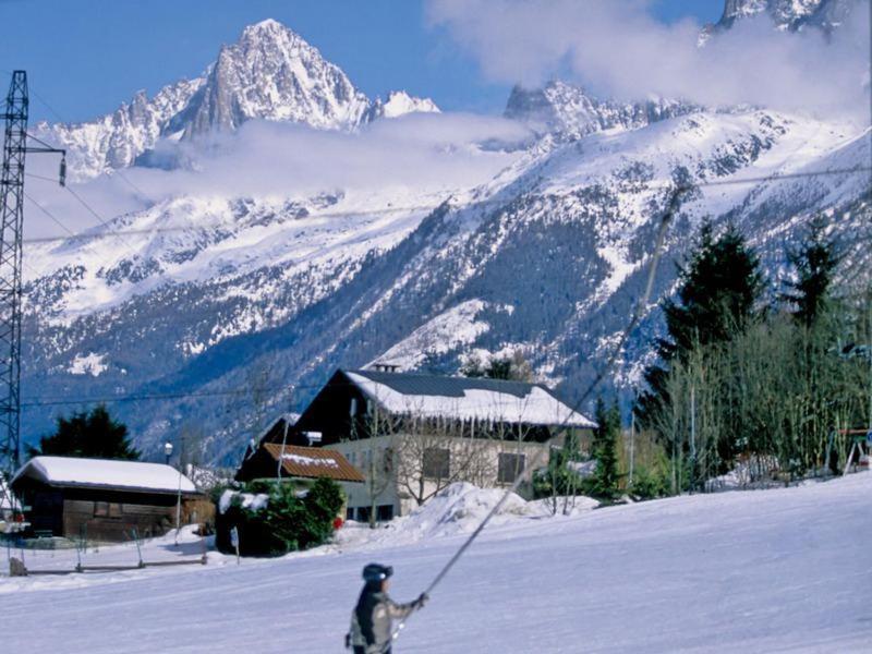 Logement Mansarde Dans Maison Avec Jardin En Bord De Piste, Vue Montagne Les Houches Luaran gambar